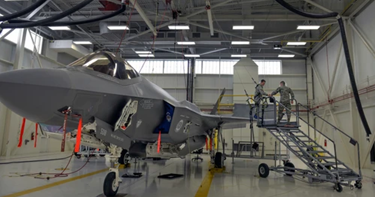 America’s Military Can’t Repair Its Own $1.7 Trillion Jet